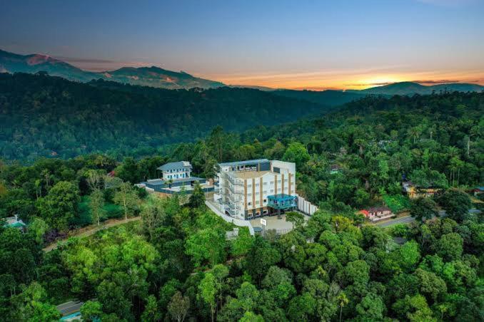 Lemongrass Inn Munnar Anachal Exterior photo