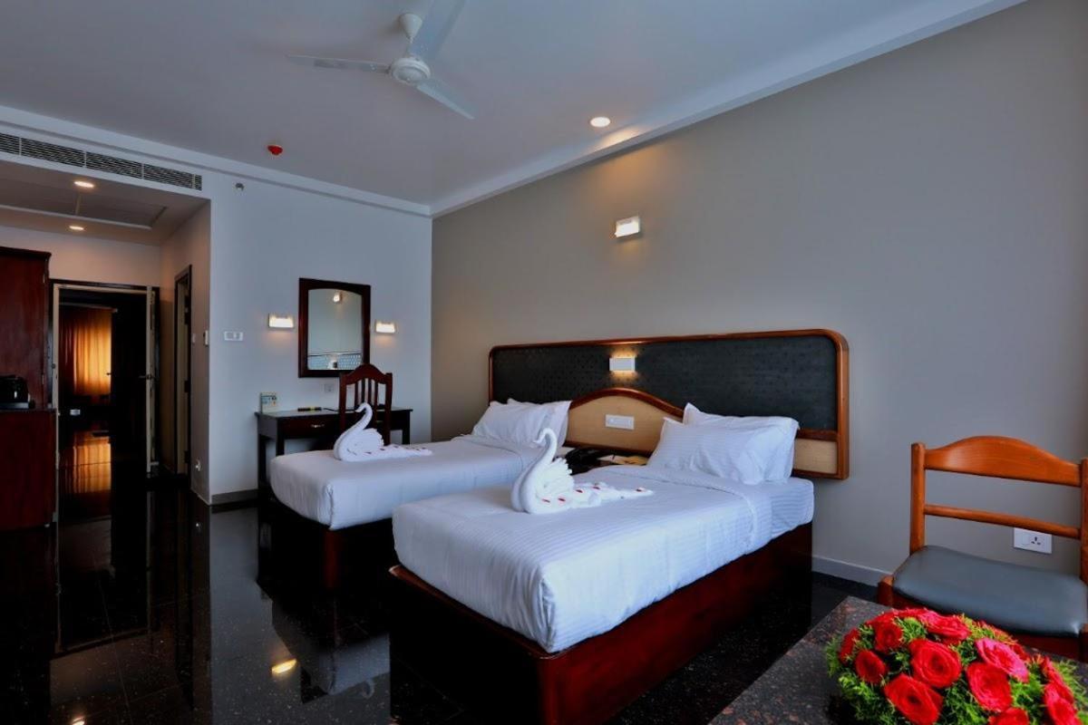 Lemongrass Inn Munnar Anachal Exterior photo